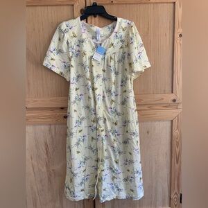 Simply Basic New W/-Tags Floral & Bees Yellow Robe Sz M 8/10